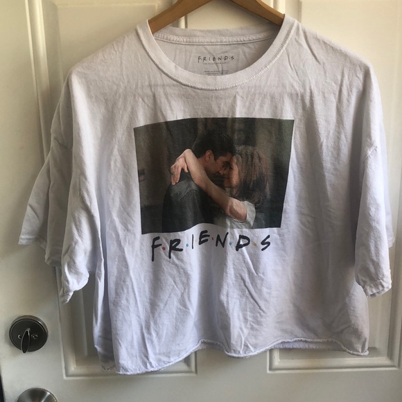 *2 FOR $20~Ross & Rachel Friends Graphic Cropped Tee - Picture 1 of 6